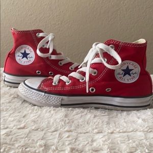 Kids Red Converse Chuck Taylor All Star High